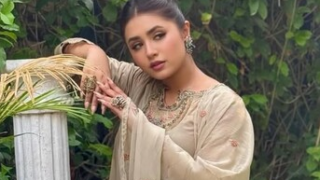 Famous Pakistani Insta Influencer Latest Trending Video Full Face Clear Hindi Audio Giving Blowjob inside Car & Full NUDE Cum FacialSaying ” Khub Sex krenge Jitna Marzi Chod Lena Mughe “!! Don’t Miss