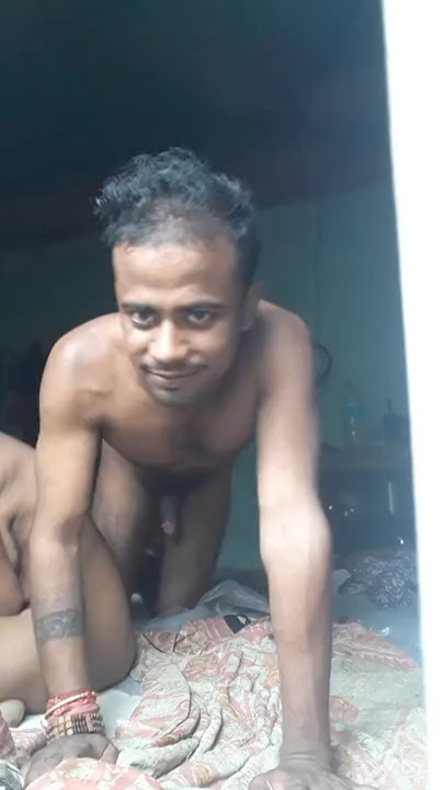 Tattooed Bengali Sex Girl Naked Handjob Viral MMS